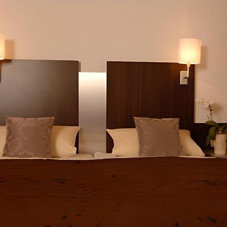Adler Hotel Garni اوستفيلدن المظهر الخارجي الصورة